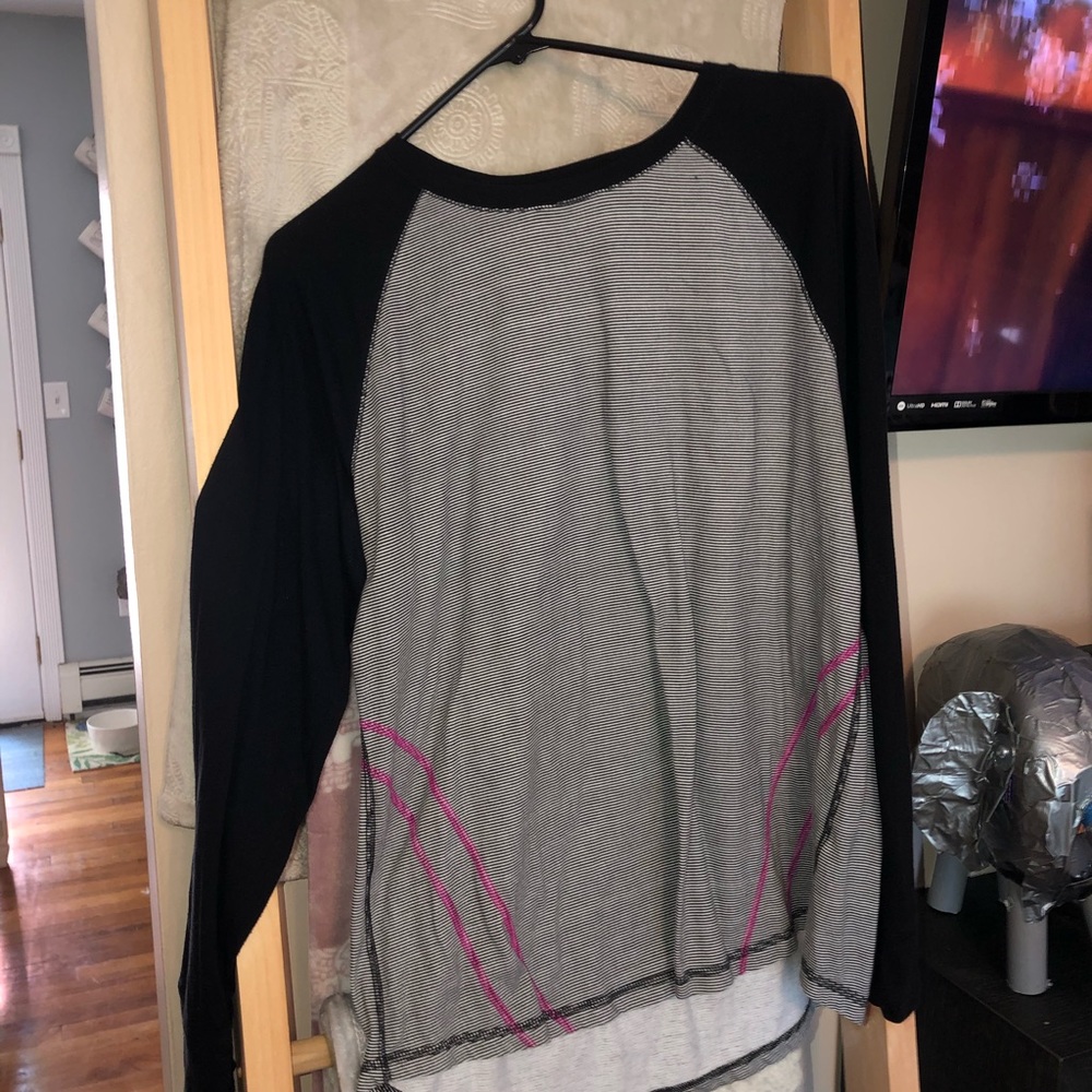Tek gear dry tech gently used shirt long sleeve